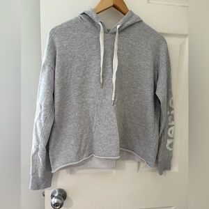Aerie cropped grey hoodie raw hem arm logo size small oversized